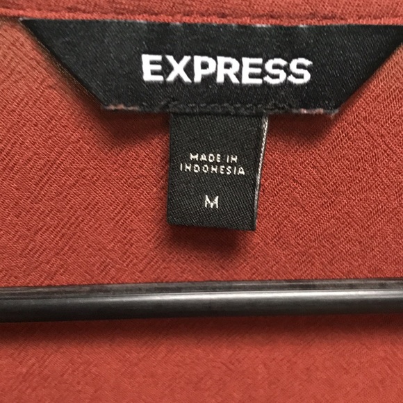 NWOT Express Bell Sleeve Blouse - Picture 4 of 5